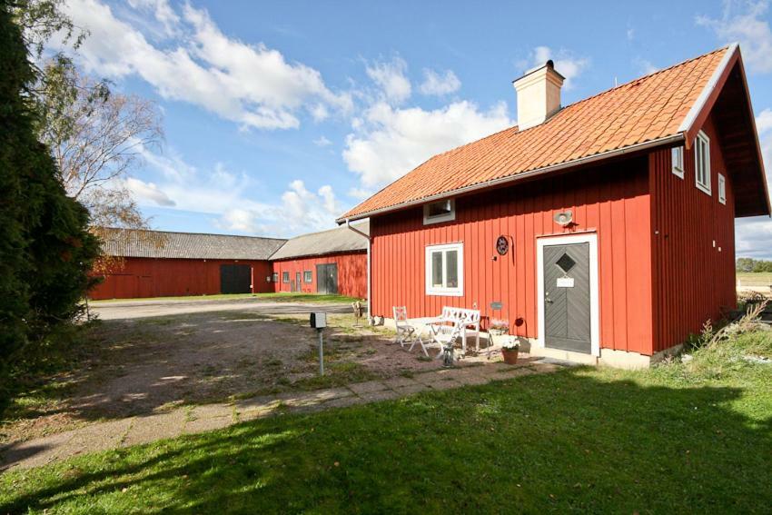 Broby Bed & Breakfast Entreplan Nyköping Exterior foto